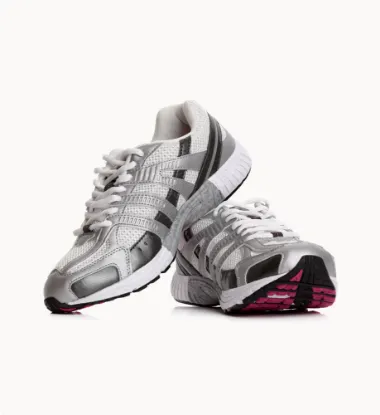 Εικόνα της Classic White Tennis Sneakers